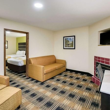 Quality Inn & Suites Mt Chalet Clayton Exterior foto